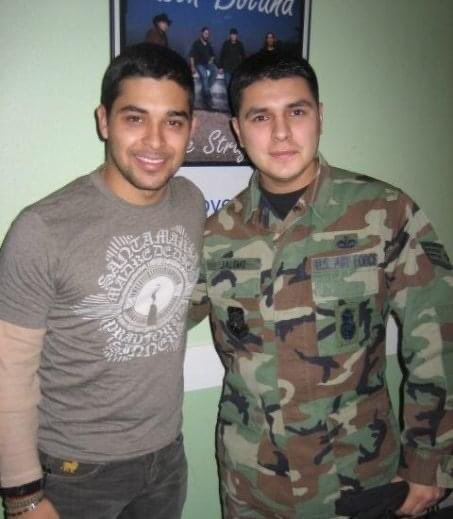 Omolaj's tweet photo. @WValderrama throwback Sunday to the 2008 USO tour at Thule AB, Greenland…Great memory for me! https://t.co/QvkWOiKTMv