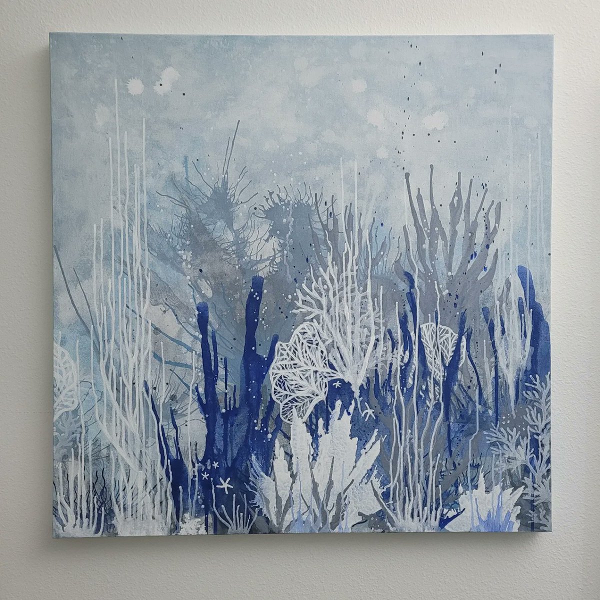 PonyosBubble's tweet photo. 36x36 Acrylic Painting 

#art #supportsmallbusiness #paintings https://t.co/O0Cb1ZoeC8