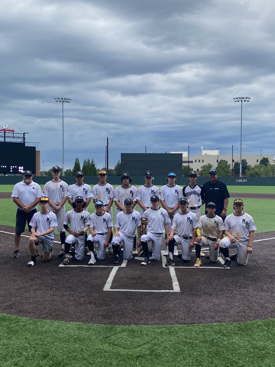 Congratulations on a great weekend to the Upperclass Liberty Cup Champions Team Coastal and the runner up Team Max Bat. (<a href="/teammaxbat/">Team MaxBat</a>) #DBLibertyCup