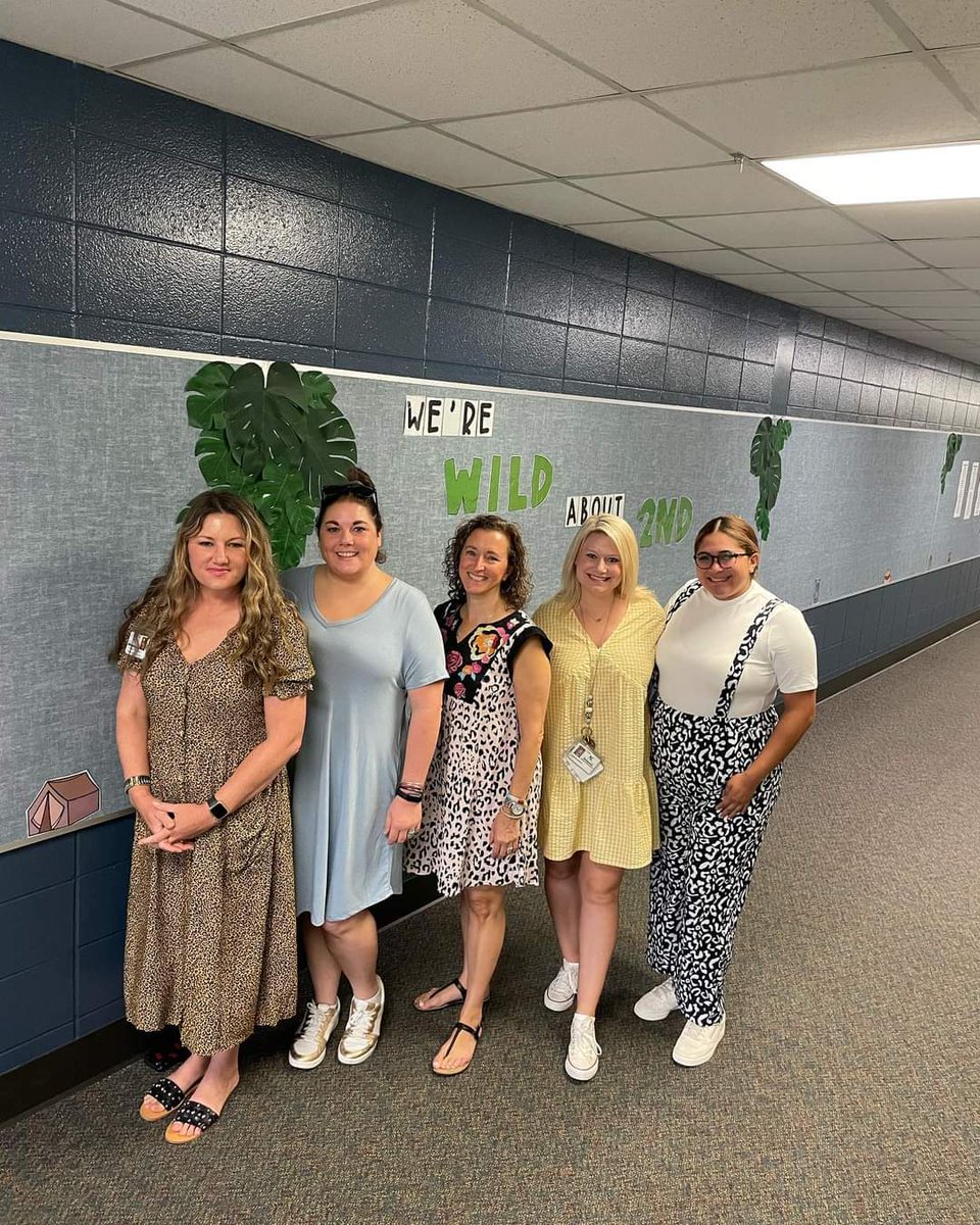 MrsDuncan04's tweet photo. It was a great first week in 2nd grade @HaudeKISD Bring on week 2! @KleinISD #2ndgrade #WildAboutLearning @SSchiffercarter @Miss_Howard1 @RobynBouman https://t.co/nAFrX3BdVR