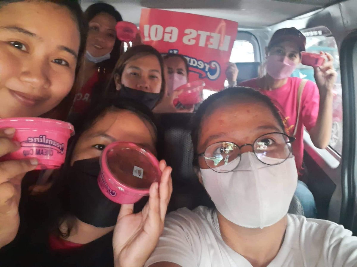 ClaudineTabo's tweet photo. Hello Sir Alex @manelavice , @JGcommunityINTL won't forget the day you welcomed us with Creamline Ice cream at Foloil. Sobrang nakakagoodvibes po kayo. Salamat po kasi kahit umpisa palang kmi kaunti palang kmi you didn't hesitate to embrace us. thank you po!
#Iba magmahal ang ccs https://t.co/ok3eWXJjMV