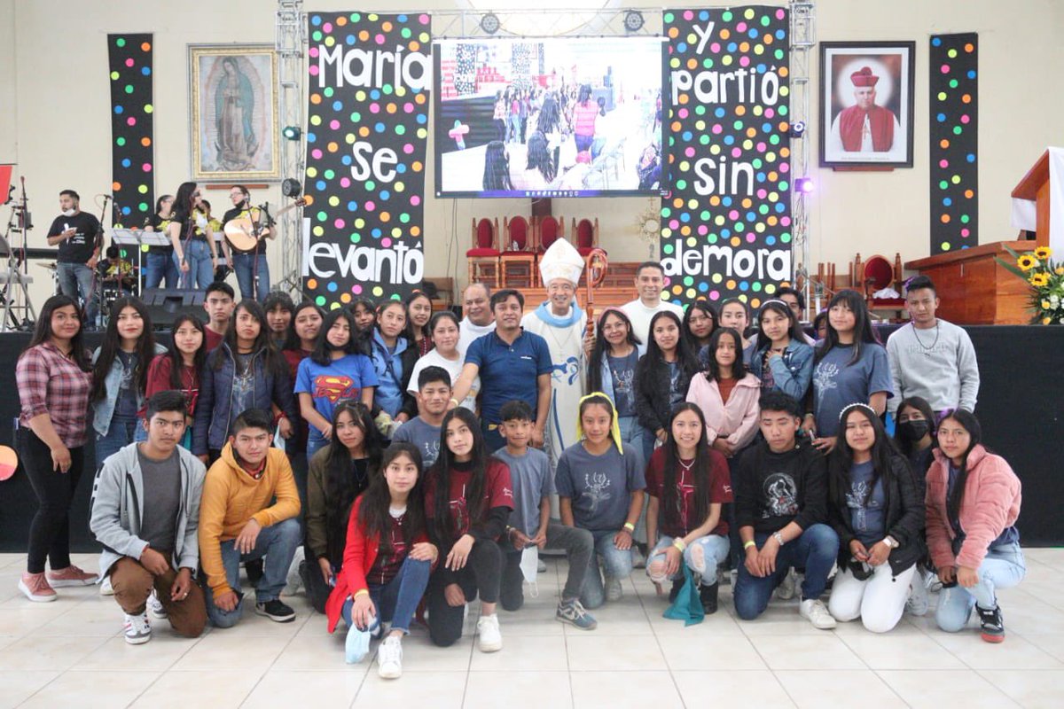 IglesiaXalapa's tweet photo. Este Domingo 14 de agosto de 2022 la Iglesia conmemora el día Nacional de la Juventud Católica Mexicana, en la Arquidiócesis Xalapa el equipo diocesano de Pastoral Juvenil que dirige el Pbro. Irineo Andrade Luna organizó una serie de actividades para celebrarlo. #DNJCM https://t.co/prr2m6L0yy