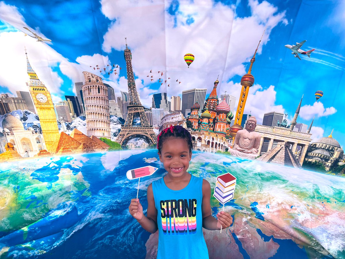 tonyamgordon's tweet image. This #firstgrader had a great time at the @Westside66 75th Celebration! So much to do &amp;amp; see! #Westside75 #WeAreWestside