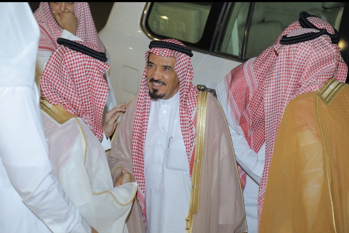 Otaibah_alhila's tweet photo. احتفل الشيخ : صنيتان الضيط 
بمناسبة زواج ابنه : فيصل بن صنيتان الضيط 
بحضور عدد من المشايخ والاعيان ووجهاء المجتمع وذلك ليلة امس .. https://t.co/R7ttlm8wi3