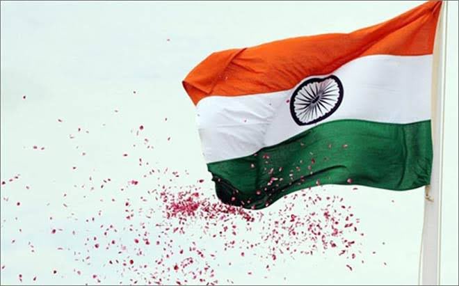 DrShanemeet's tweet photo. Happy Independence Day ! ✨✨💫💫 #HappyIndependenceday2022 https://t.co/gJBmoCrvTY