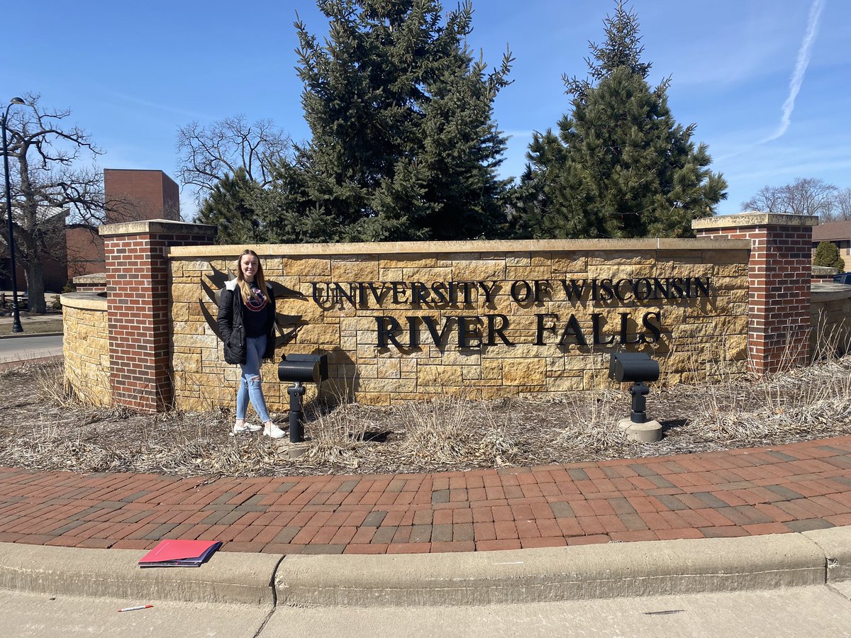 AbbyPit02202865's tweet photo. I’m so excited to announce my commitment to University of Wisconsin-River Falls to continue my Academic and athletic career! I wanted to thank all the coaches and teammates that I’ve had to help me achieve my goals! #GoFalcons @NapervilleDiam2 @UWRFSOFTBALL https://t.co/IMSq2Z9dBS