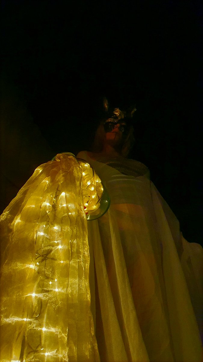 thousand_faced's tweet photo. Day 14.
The Thousand-days Project: Goddess
Theme of the month: Night
Week theme: Bringing light
#bringinglight #darkart #photoart #night #thousandaysproject #day14 #goddess #thousandfaced https://t.co/sFyti7rBid