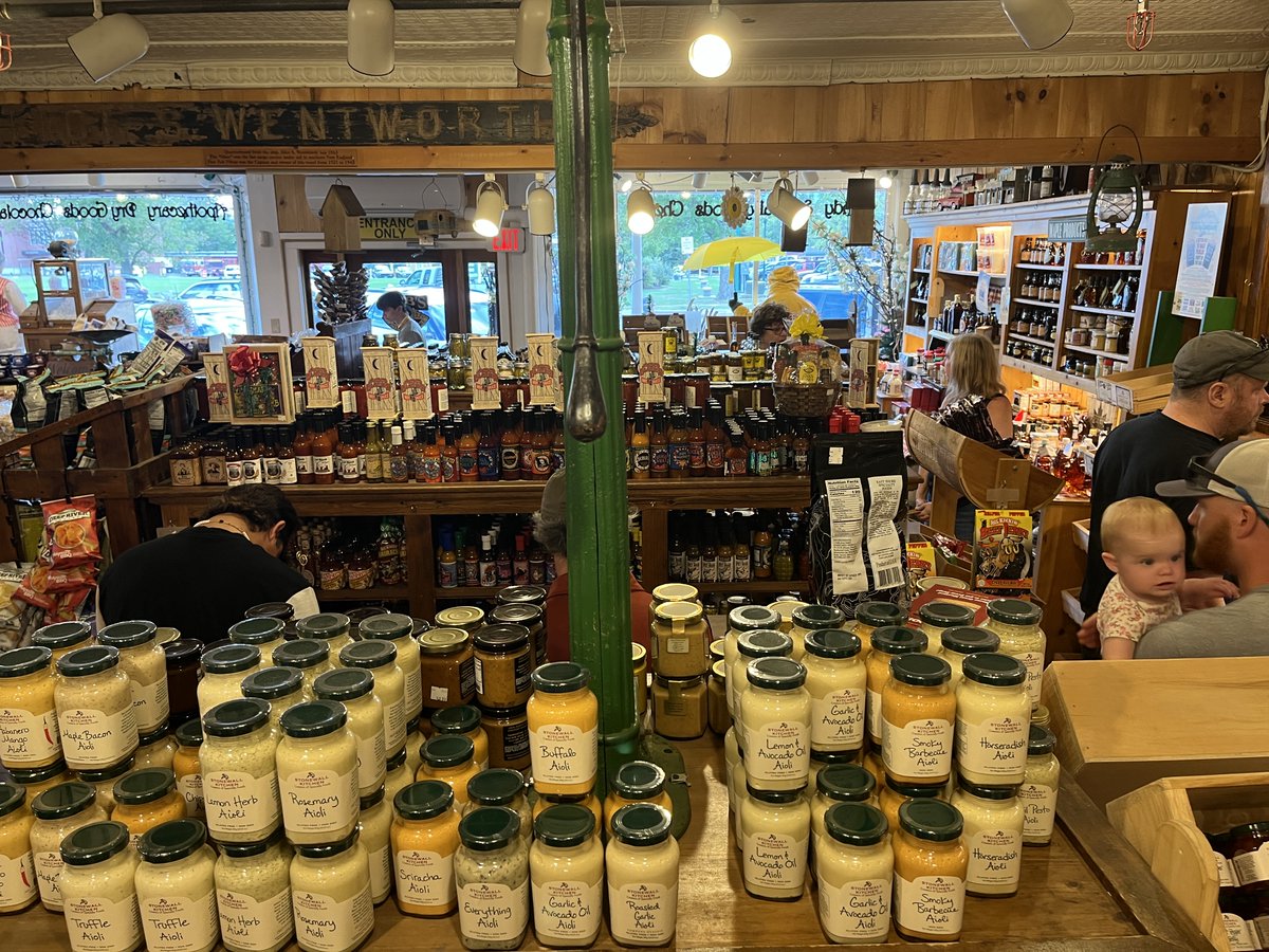 Specialty foods aplenty at Zeb’s in North Conway, NH! Great to see so many member products being purchased.