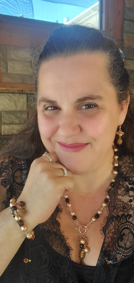 Chrissanthi_fac's tweet photo. Fifth Avenue Collection’s Annual Seminar kinda day!!!
What an incredible day!
Uplifting... Inspiring... IGNITING!
Happy to see my fellow sparkly peeps!
#FACstyle #Ignite2022 #uplifting
#inspiring #igniting #Beautiful
#Jewelry #fashionstyle #fun
#annualseminar https://t.co/bbLEKjteck
