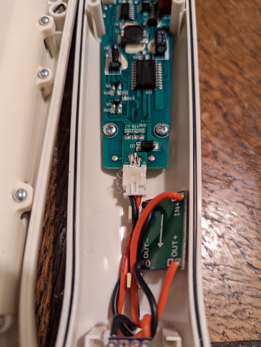 loremipsumass's tweet photo. in the spirit of @whitequark's magic wand hacking, converted this one to usb pd. next one will be PoE https://t.co/MbcX6XrrA4