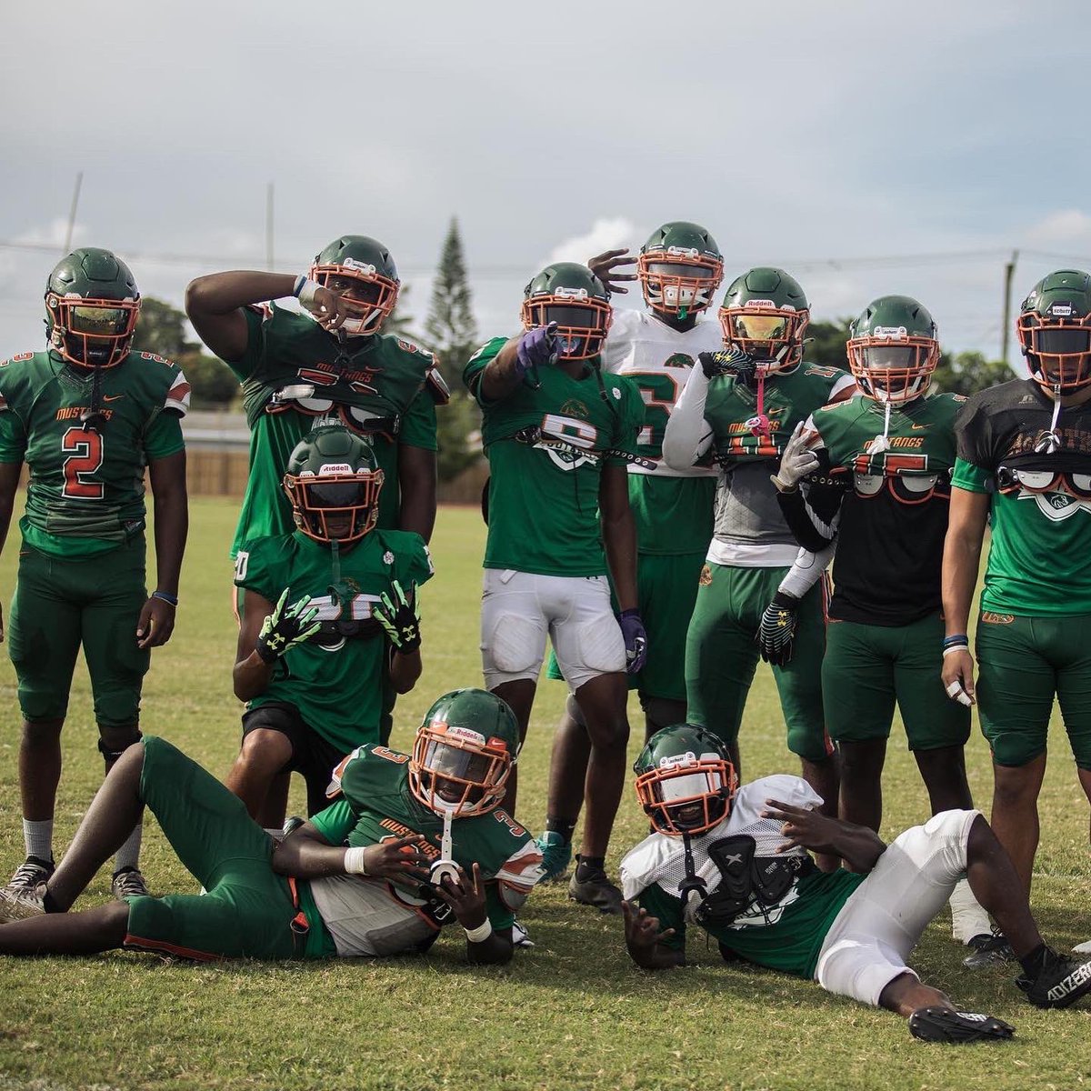 jayyjack2's tweet photo. There’s no ceiling for my talent I’m still working!! @Mcarthur_FB @Kevinburnett_2 @BrianCyril36 @larryblustein @BennyTheysen52 https://t.co/AXpwOGfumy