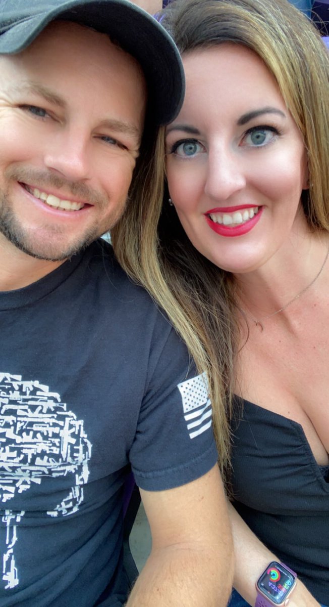Megan_Moen's tweet photo. Date night! ✨💖
@usbankstadium @joanjett @Poison @DefLeppard @MotleyCrue https://t.co/ph2cBzv9t4