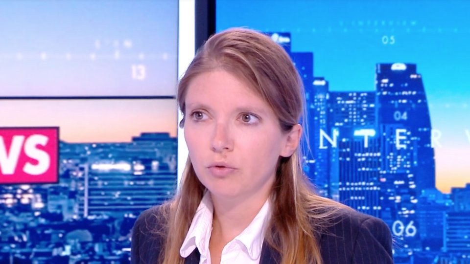 ccastanette's tweet photo. J’ai proposé au gouvernement d’arroser les #incendies avec un canadaire de solution hydroalcoolique, pour que les pompiers non-vaccinés, venus en renfort de Pologne, ne puissent pas propager le Covid.
@auroreberge @CNEWS #TraduisonsLes https://t.co/XV3qKtKkgE