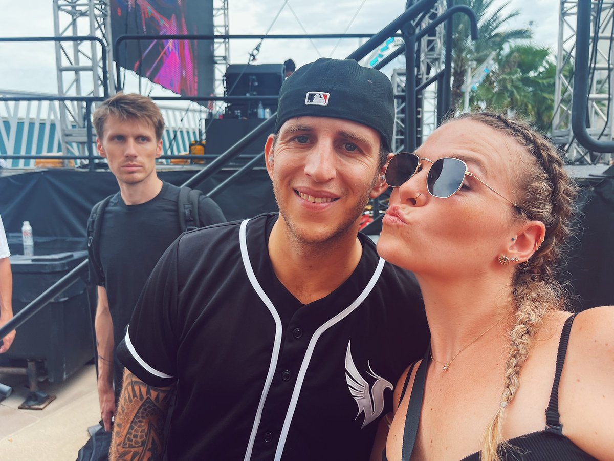 kwessel18's tweet photo. Casual Sunday 🥹🥰 https://t.co/Blmz3JL1RU