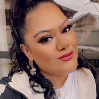 AnnaTatafu's tweet photo. #NewProfilePic https://t.co/5DUGnu3YiQ