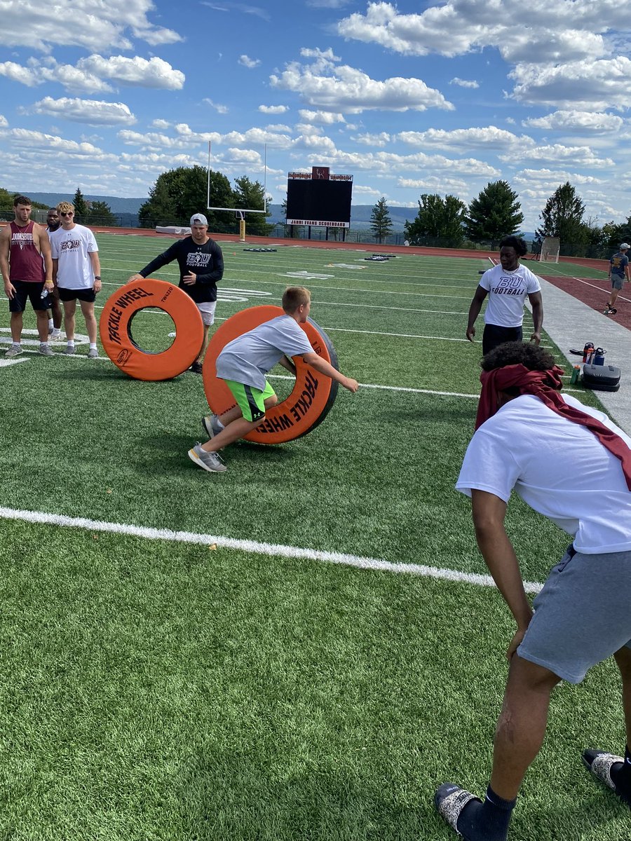 BloomUFootball's tweet photo. Thank you to all the young men and women that came out this Afternoon for our First Youth Camp!
It was a pleasure seeing all of the future Huskies on field!
#youthcamp #unleashed https://t.co/lGt0p1GmhL