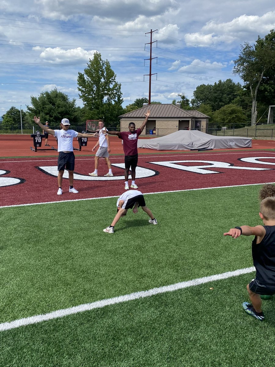 BloomUFootball's tweet photo. Thank you to all the young men and women that came out this Afternoon for our First Youth Camp!
It was a pleasure seeing all of the future Huskies on field!
#youthcamp #unleashed https://t.co/lGt0p1GmhL