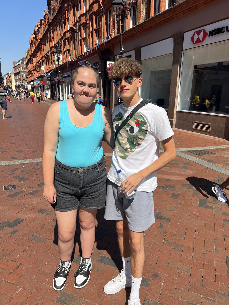 kyliesmith29's tweet photo. Was lovely seeing you yesterday @Tommylyon_  @ryannburns_ @LoizouZach @pedro_santii https://t.co/LB14JDmDLT