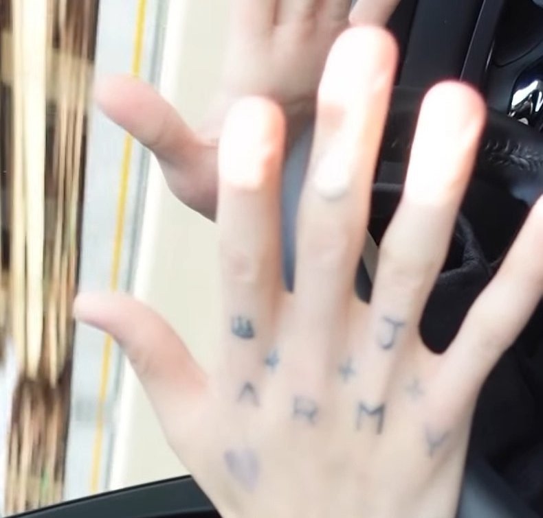 ⠀     ⠀⠀
⠀     ⠀⠀
⠀     ⠀⠀ heat waves.   ﹙⠀🌊⠀﹚

⠀     ⠀⠀