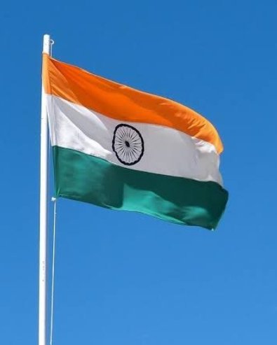Prabodhnanda's tweet photo. हर घर में तिरंगा हो ना हो पर हर भारतीयों के दिलों में तिरंगे के प्रतीक  जो कि केसरिया रंग यानी त्याग एवं बलिदान, सफेद रंग यानी शांति, एकता एवं सच्चाई, हरे रंग यानी विस्वास जरूर होनी चाहिए । आप सभी को आज़ादी की 75वे सालगिरह की बहुत बहुत सुभकामनाएँ । https://t.co/X0sjHvOGqN