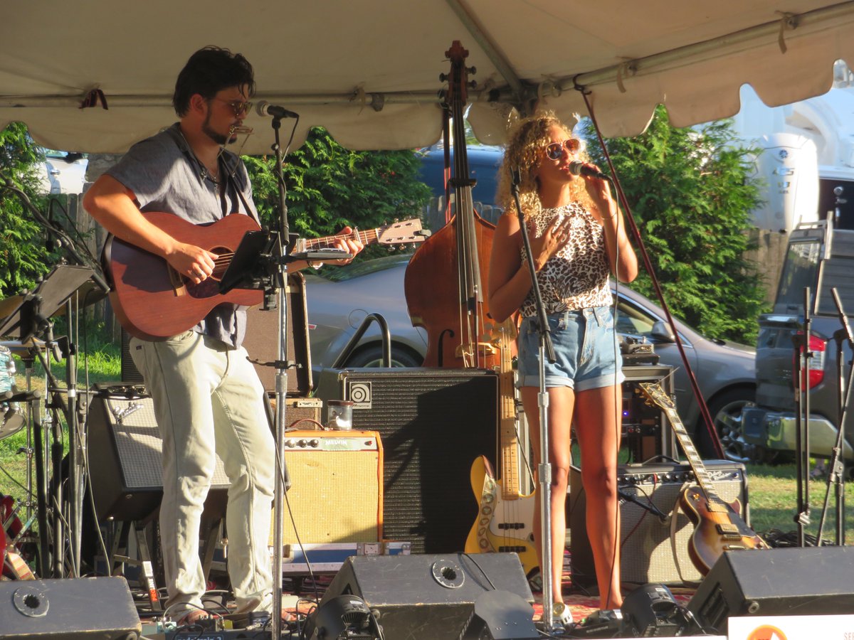 TheMusicNeverStopped tweet media