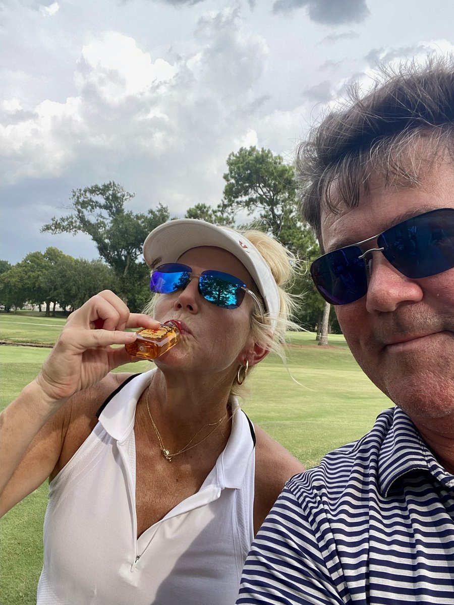 goodson31's tweet photo. Cheers to a great summer! Thankful for the friends who taught me that a birdie on the golf course = Fireball 🔥. The journey continues. https://t.co/xg6yxccokx