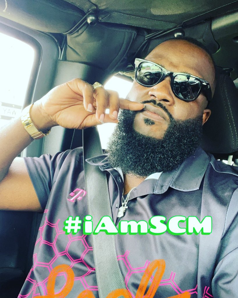 MagentaTravSCM's tweet photo. I think it’s time to make my return back to @TMobileGear site!!! Feel free to use this one too @TMobile 💯💯💯 #MagentaMonsta #TMobile #SmartChoiceMobile #ChiBEast #Trending #Trav #SCM https://t.co/NLqZEMMvZb