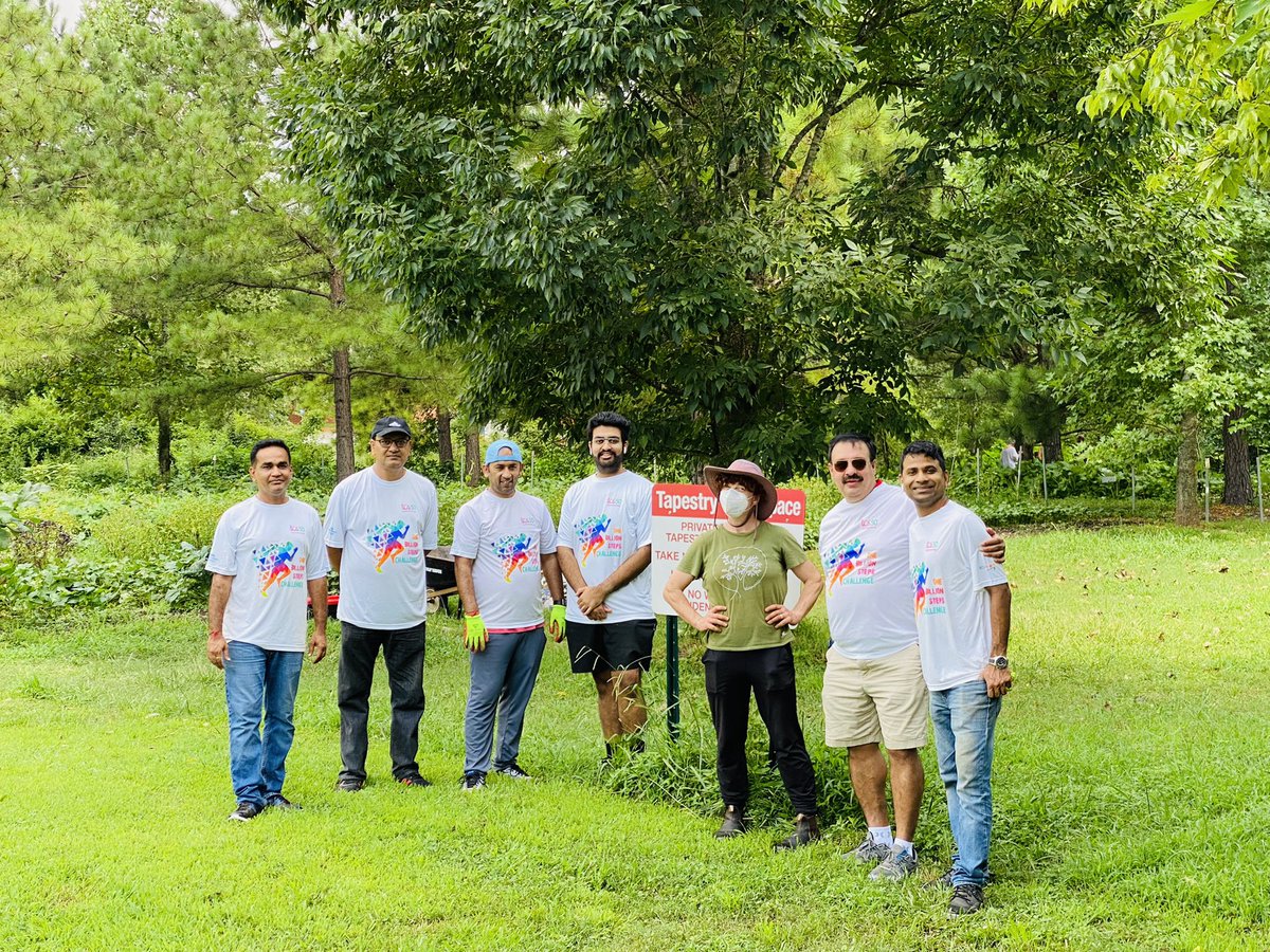 goswami_sm's tweet photo. Celebrating Sadhana Samarpan Month with TCS GE Power account Atlanta team at Tapestry Community Garden #SadhanaSamarpaNMonth #purpose4life #TCSEmpowers #BuildingonBelief 13Aug2022 https://t.co/du9f179Qkq