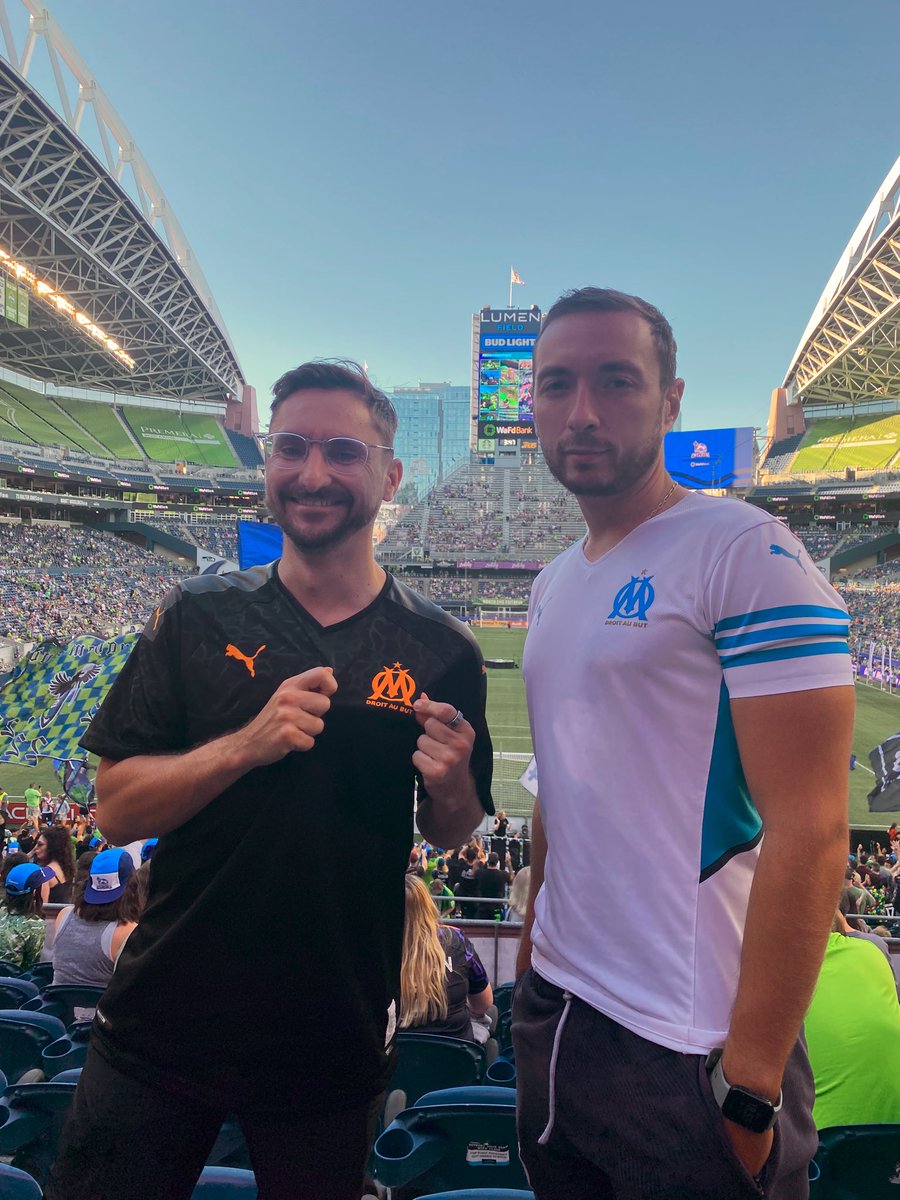 OMSeattle's tweet photo. At the @LumenField with our friend @OM_Arnaud from @OM_SanFrancisco

Partout c’est chez nous!

⚪️🔵🇺🇸💪
#TeamOM #ForzaOM #OMFanClub https://t.co/wuotE63YA1