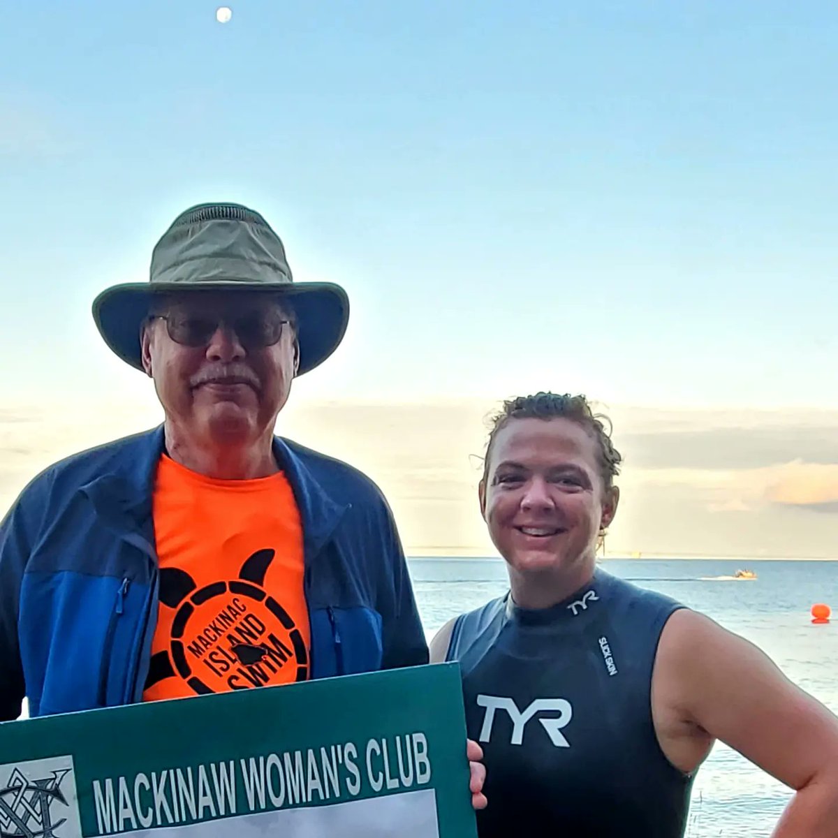 wanderinDOc's tweet photo. Team Driftwood completed the 8.2 mile swim around Mackinac Island! Despite some sporty waves it was an awesome day spent with friends! #mis22 #openwaterswimming #PureMichigan https://t.co/RDYXClQU24