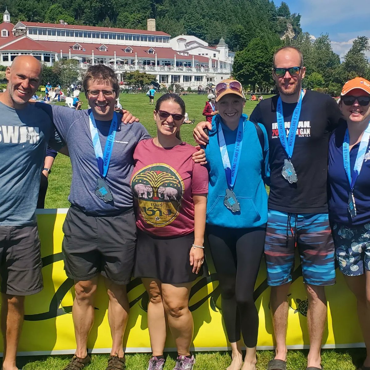 wanderinDOc's tweet photo. Team Driftwood completed the 8.2 mile swim around Mackinac Island! Despite some sporty waves it was an awesome day spent with friends! #mis22 #openwaterswimming #PureMichigan https://t.co/RDYXClQU24