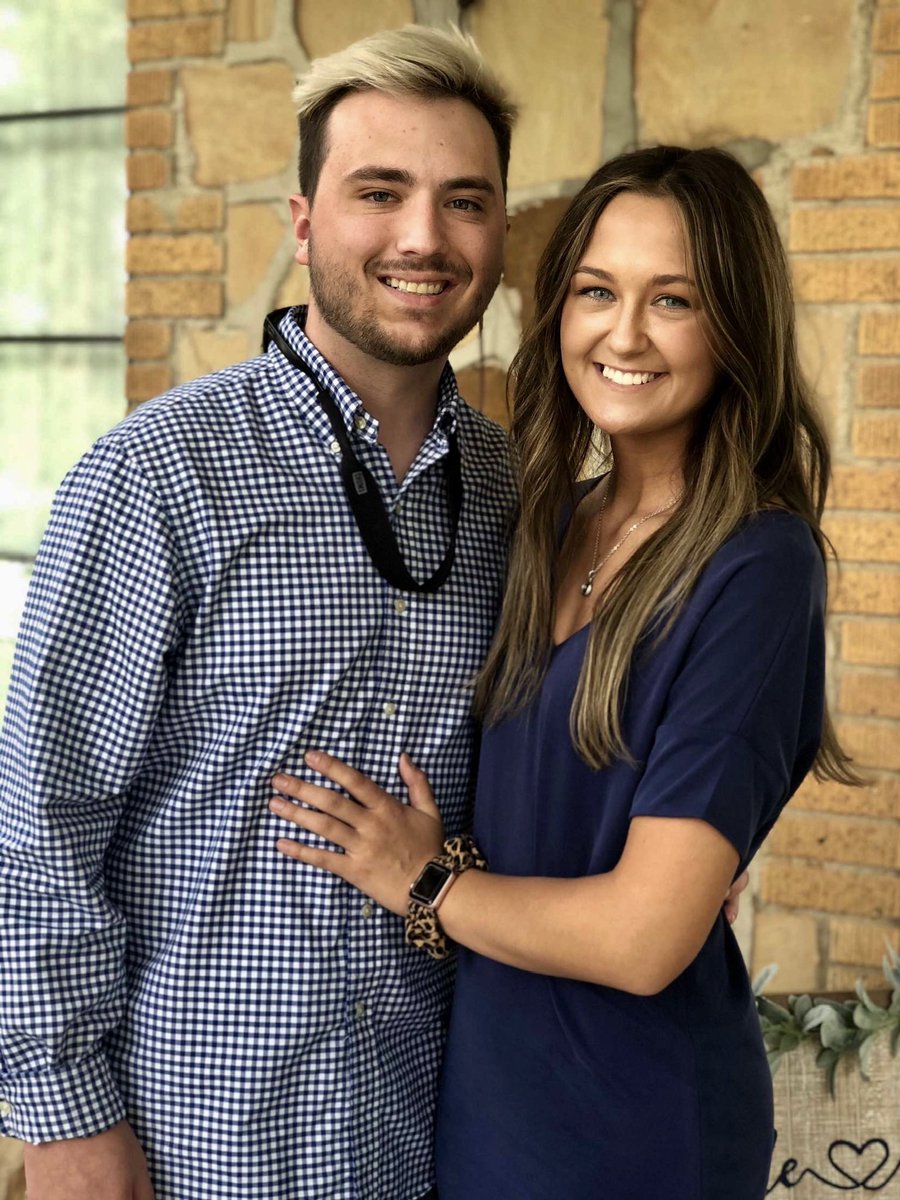Summer_Maxwell's tweet photo. ❤️2020•2021•2022❤️                           my forever wedding date😋 https://t.co/4HUinuWty5