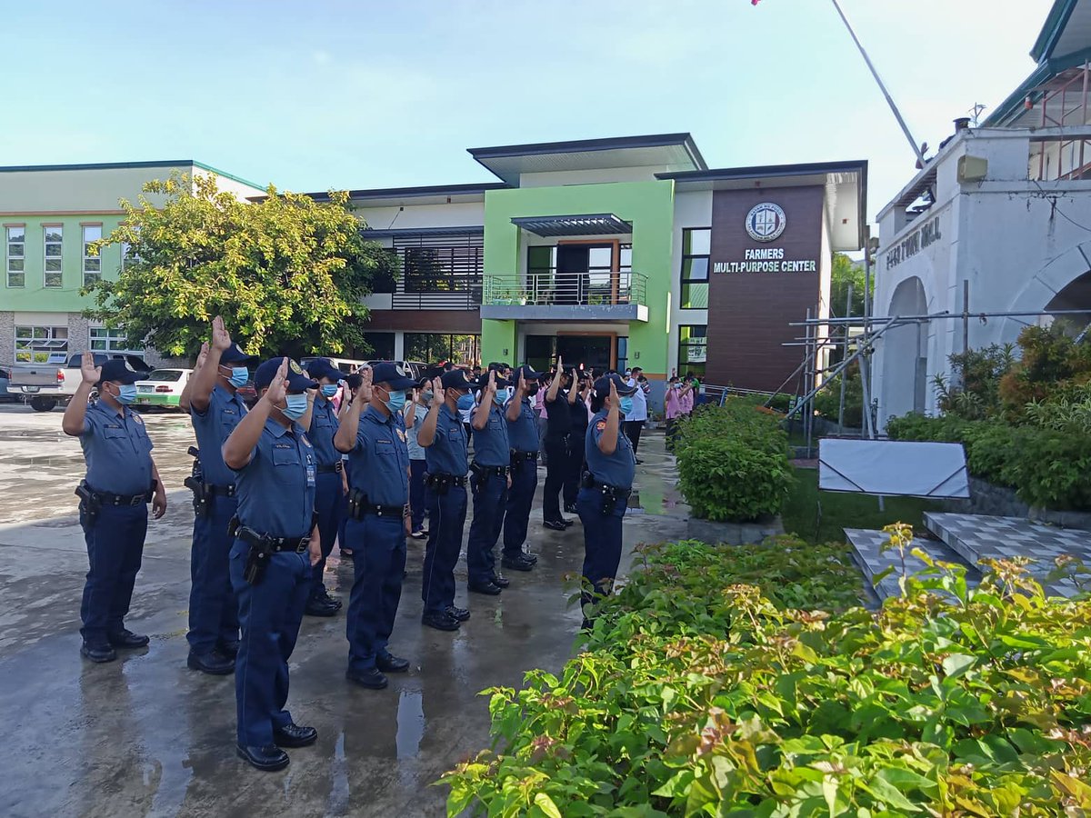 pugomps's tweet photo. On August 15, 2022 , personnel of Pugo Police Station led by PCPT MAYLA PERLA GAVINA, DCOP,  together with the BFP, LGU headed by Hon. Mayor Kurt M Martin and municipal employees attended the traditional Monday Flag raising  held in front of Municipal ground https://t.co/UT7xhsEmG2