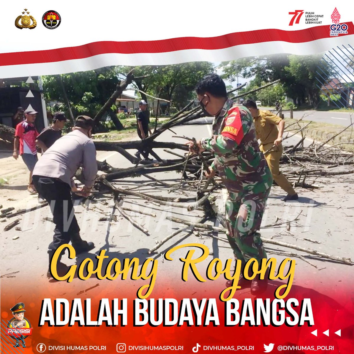 HumasTabesSmg's tweet photo. Bangkit Bangun Negeri  sinergitas TNI-Polri bergotong-royong dalam kegiatan peduli lingkungan untuk membersihkan pohon tumbang yang menghalangi jalan masyarakat di Kota Makassar, Sulawesi Selatan #SinergitasJagaNKRI https://t.co/7ghMmznUoY