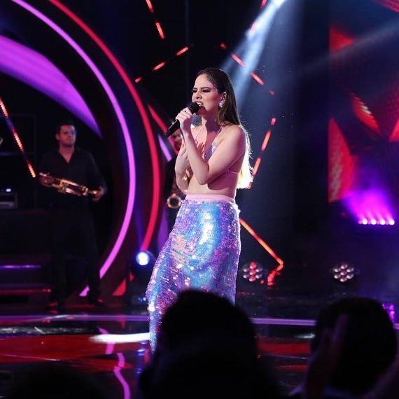 DearEveMar's tweet photo. MAR ES CAMALEONICA 
#LaAcademiaGranFinal https://t.co/ln35eDkt7O