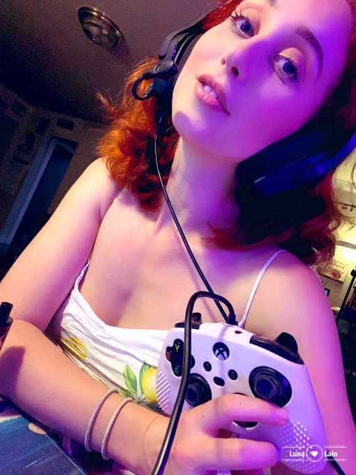 My faithful controller is finally giving out. I put a new one on my wishlist, anyone down to grab it<a href="/tag/custom"class="tags"><span>#custom</span></a><a href="/tag/cosplay"class="tags"><span>#cosplay</span></a><a href="/tag/poisonivy"class="tags"><span>#poisonivy</span></a><a href="/tag/harleyquinn"class="tags"><span>#harleyquinn</span></a><a href="/tag/customvideo"class="tags"><span>#customvideo</span></a>