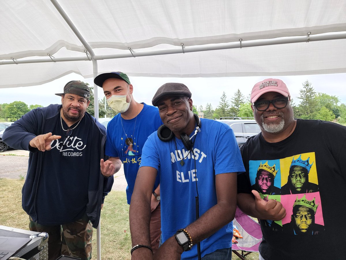 DoubleMEnt's tweet photo. About last night! #celebratinglamartyoung #andrewoptimistic #donblack #jdl #historyofdjgspot #housemusic #soul4thesoul #milwaukee #wilsonpark #abeautifulthing https://t.co/heYZ4GrxTm