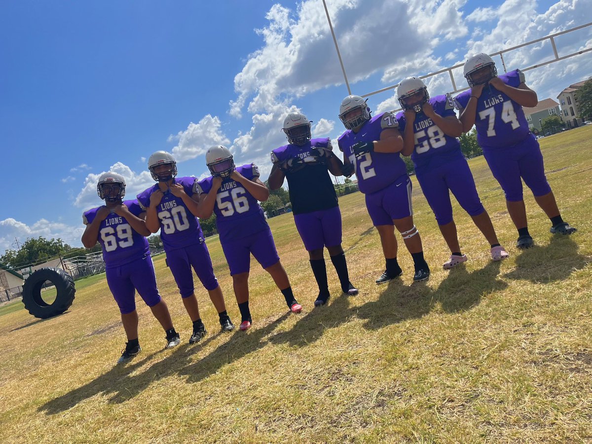 trevdemby23's tweet photo. Seaosn in 12 days can’t wait🦁‼️, Last go around4️⃣. @YmlaAthletics https://t.co/o6vsG06U7B