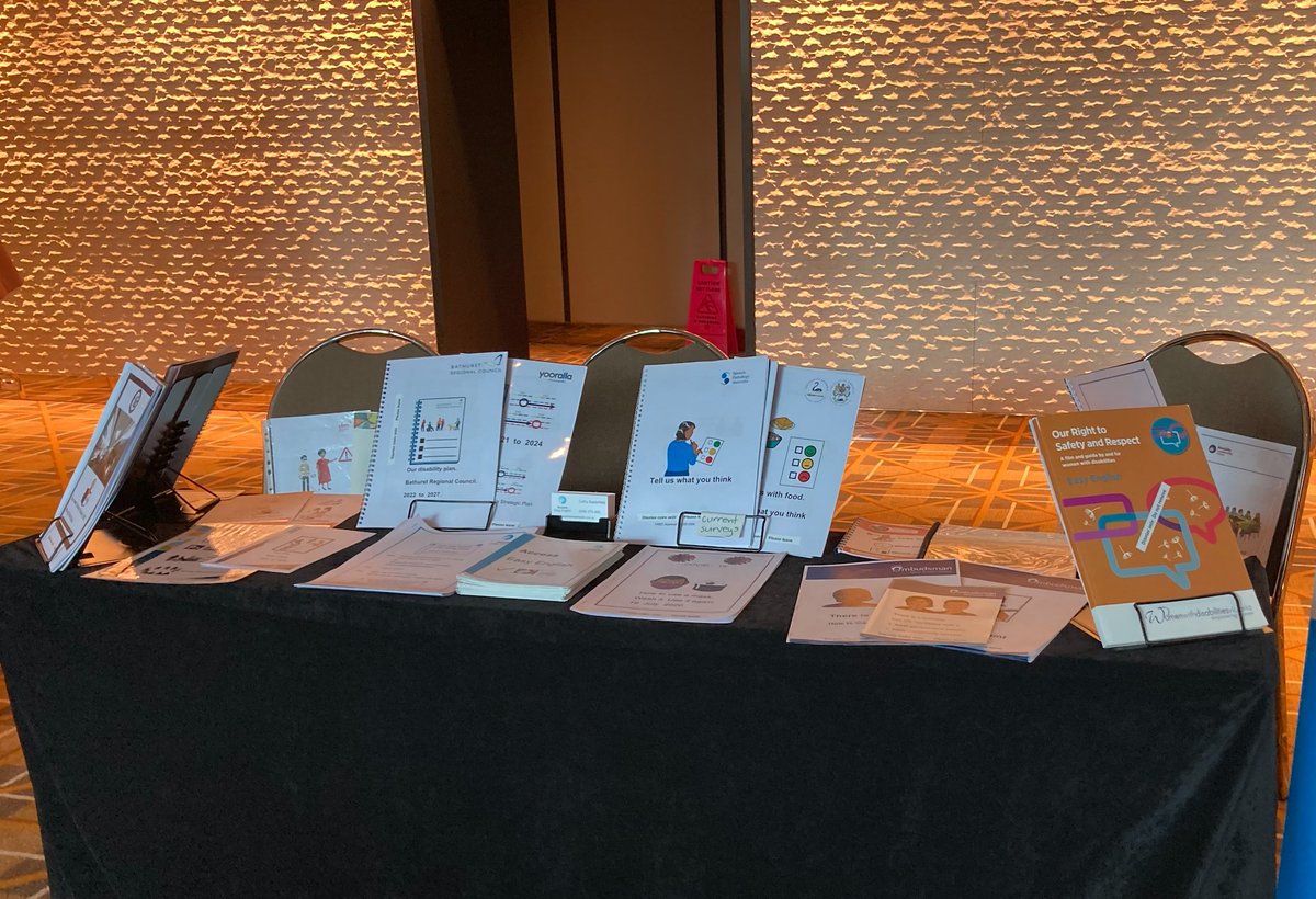 easyenglish4u_'s tweet photo. Access Easy English is at the National Disability Summit. You can stop by our table to speak to Cathy about #easyEnglish #Disability22 @accesseasyengli https://t.co/2f0DK1pOaF