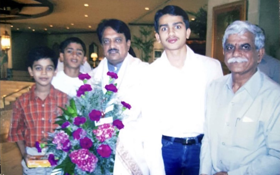 Varad Rangdal tweet media