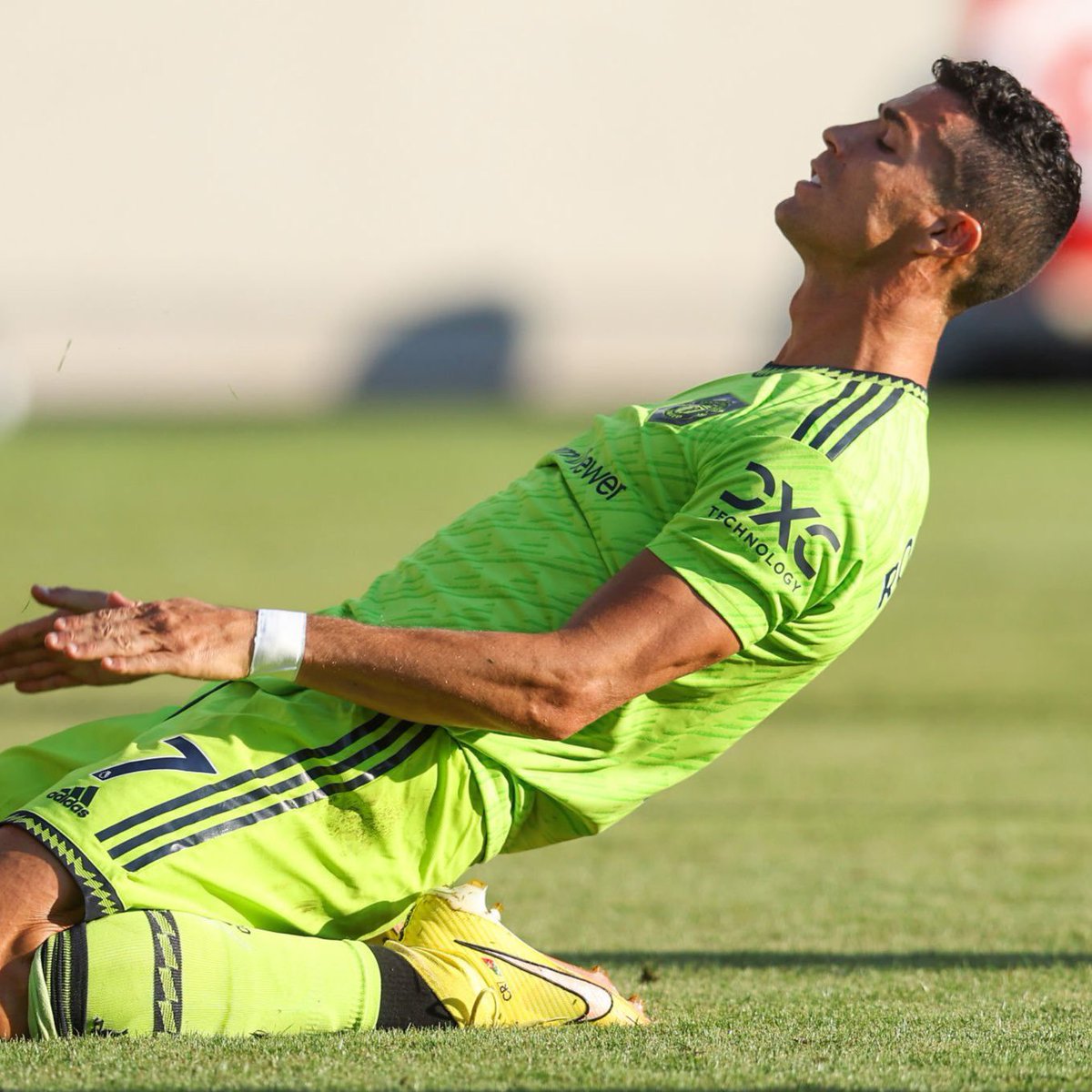 9fwel's tweet photo. A merda já foi montado pra cima do Cristiano. Ele era o alvo fácil, o alvo perfeito pra tirar a diretoria do foco. Ele não merece isso, na verdade ele nunca deveria ter cogitado a voltar pro clube, principalmente sabendo dos protestos que sempre existiu contra os glazers. + https://t.co/yoowMNtJms