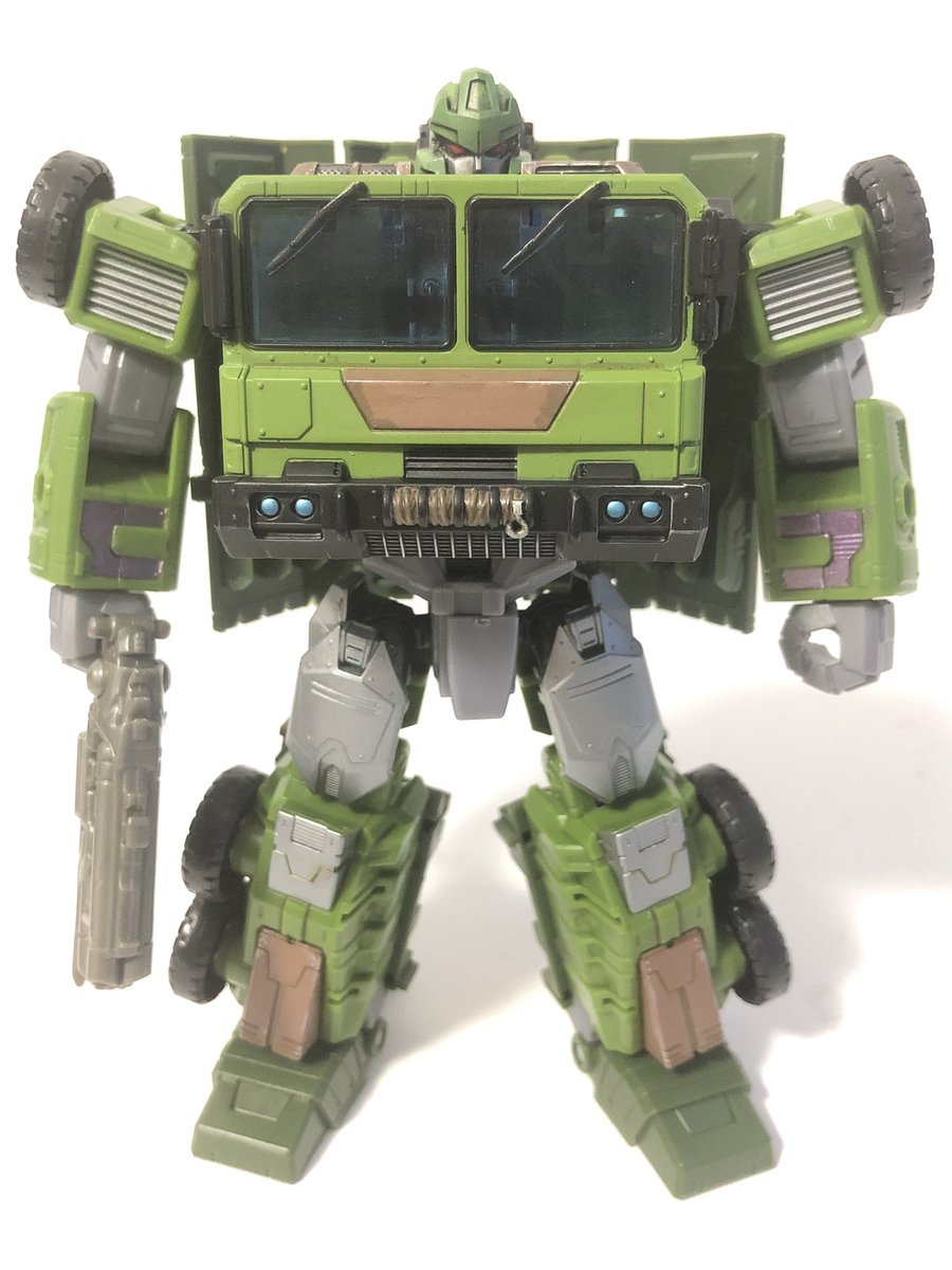 keshimall's tweet photo. #botcon2015 で生まれた
ザ・ボス(the・boss)
というキャラクターをイメージしたカスタムTFを作ってみましたー!
#Transformers
#megatron https://t.co/Quvc4csJ0m