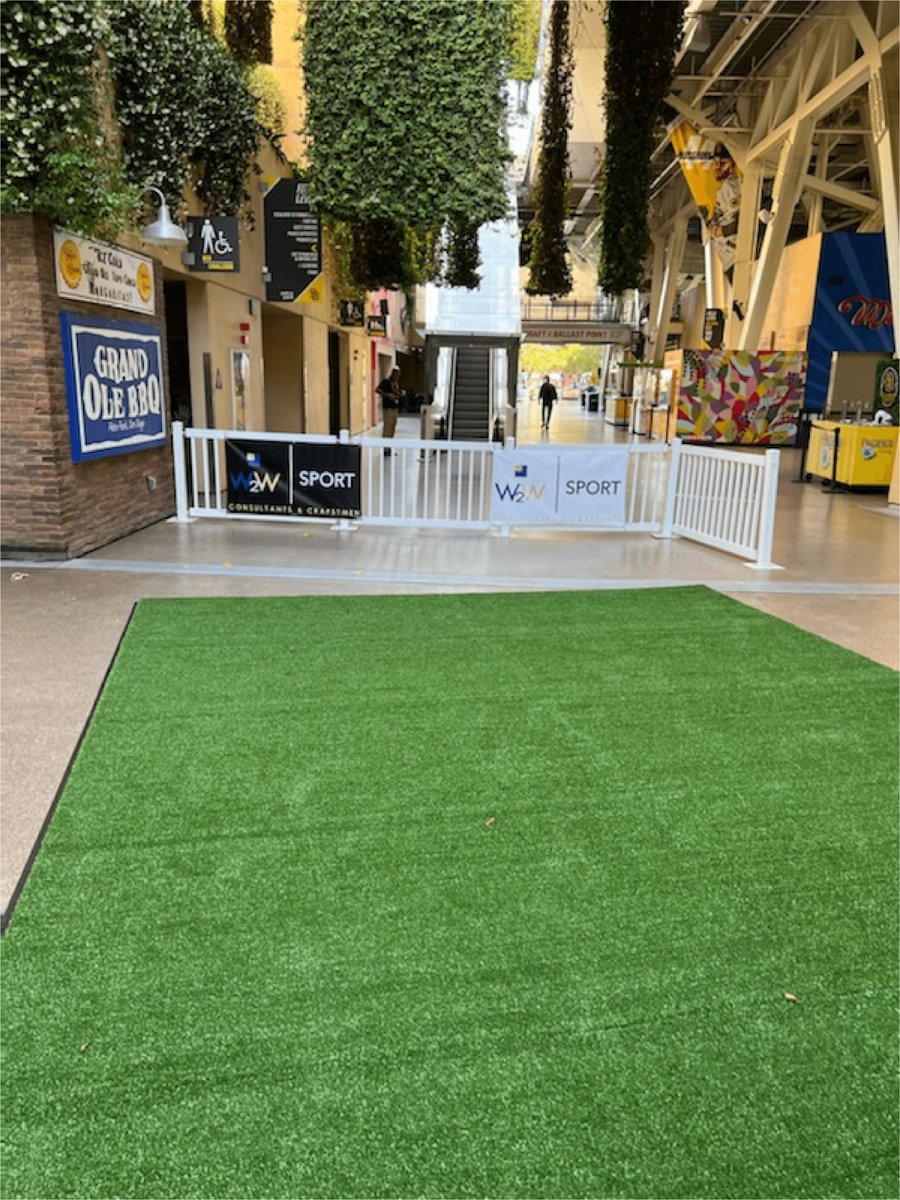 w2wsport's tweet photo. On a scale from 1 to 10, we give this field a 20🔥

We want to take a moment to thank @mlb and @usabaseball for trusting in our work, and @mondosportusa and @nexxfield for always showing up 😉 We had the best time, and we hope to work together again soon💪🏽⚾💙
 
#W2Wsport https://t.co/TjOnfEWv7z