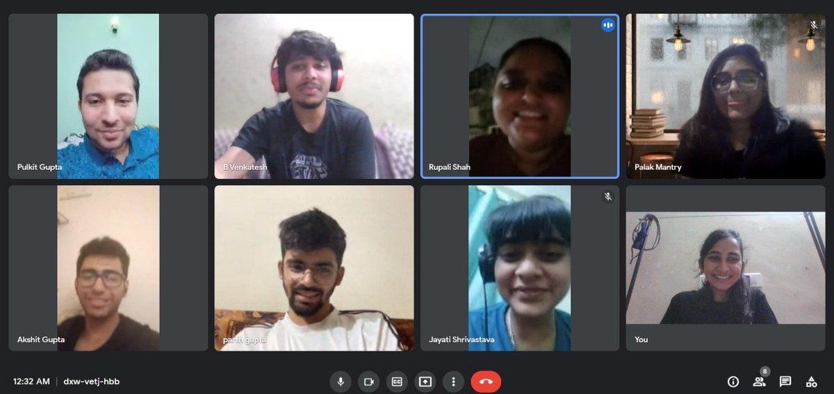 0xSilverBlue's tweet photo. Exactly one week after the fellowship, we all again reunite and relive those beautiful moments.
✨✨✨✨✨
Lot's of laughter, lot's of emotions, lot's of trolling...💜
It was surreal and beautiful.
Hope it goes this way in the future too...
🌺🌺🌺🌺🌺🌺

(Tag who all not tagged) https://t.co/kw2hQiDG9H