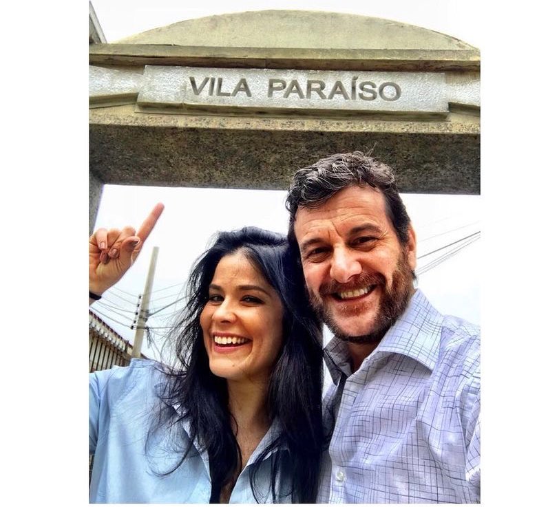 Feliz dia dos pais pro melhor pai do mundo, você não foi meu pai na novela mas iria ser uma honra, como eu sempre digo você fez mais papel de pai do que meu pai kk tanto aqui tanto na novela, curte seu dia de pai e única coisa que me deixa triste é você gostar do Ricardo, te amo