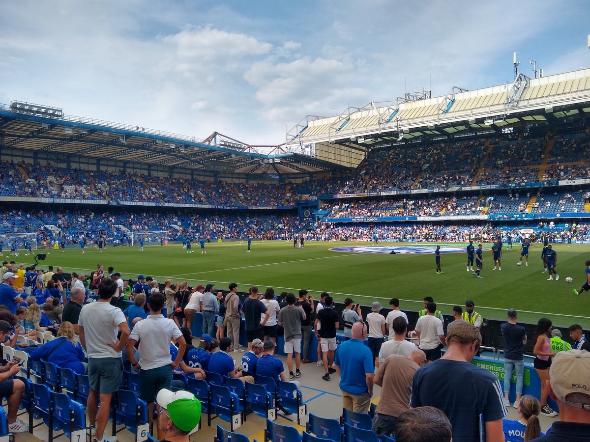 coachchriso's tweet photo. Great to be back at The Bridge for the first home game of the season, @ChelseaFC taking on Spurs. Come on you Blues. #chelseamatchday https://t.co/2WczqTrOvM