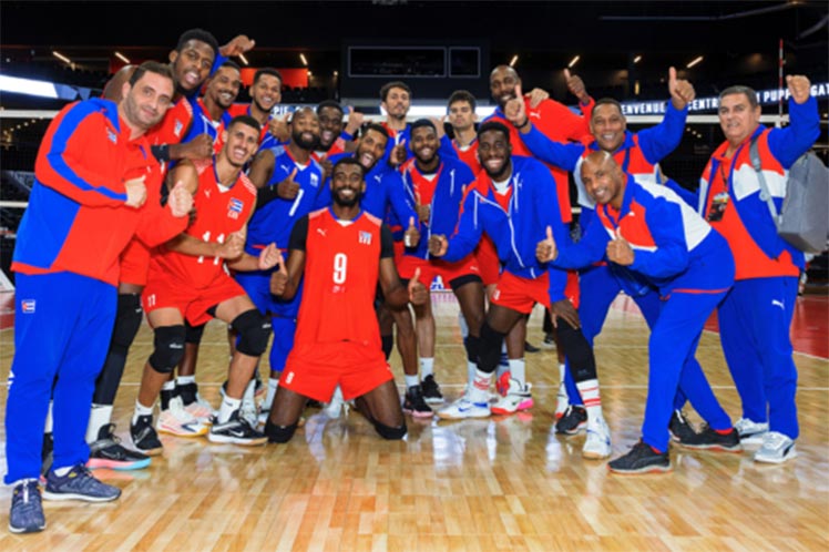 GlcInformacion's tweet photo. ULTIMO MINUTO: Cuba Medalla de oro en Copa Panamericana de Voleibol Canada 2022. Clasifica para Juegos Panamericanos Santiago 2023.@AccrevenO @AcureEc @CultCuba_raices @AsociacindeCub1 @humberto_hperez @AsoCuJoseMarti @ACJMRJ  @embacubaven @ConsulCuba_Ccs @orietta82 https://t.co/GkL1GFZwHR