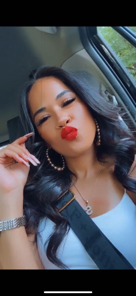 hellooTinyy's tweet photo. Kiss you on your neck and tell you everything is great 💋 https://t.co/IoMMx5OVTc
