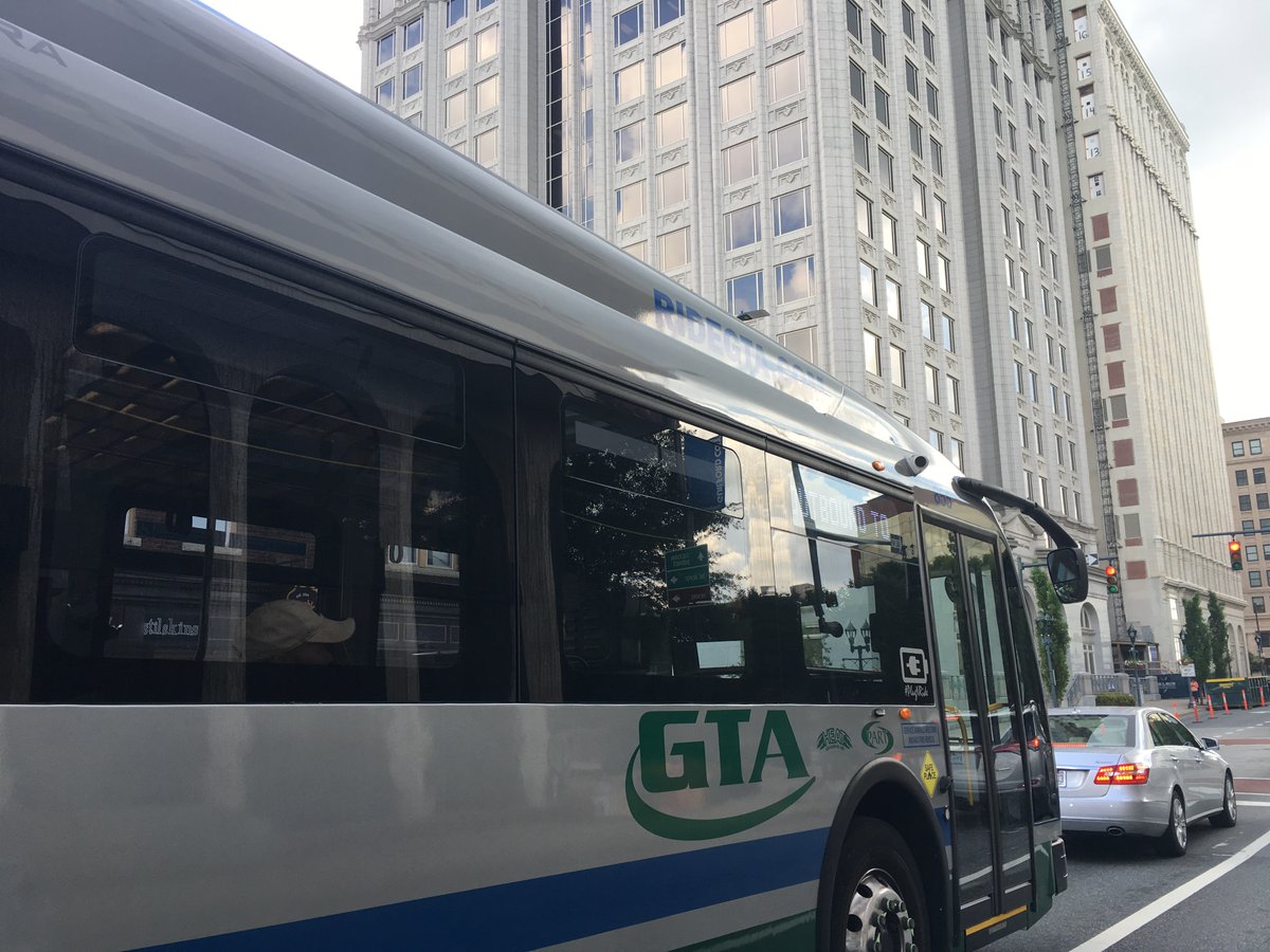 GTAHEAT's tweet photo. Hey Freshmen of @BennettCollege and @ncatsuaggies ! We will be on the yard tomorrow at 10:30a and 2p respectively with GTA information and giveaways. Come check out our newest battery-electric bus helping you to ride.connected fare-free in Greensboro! https://t.co/T1fER98ZvT