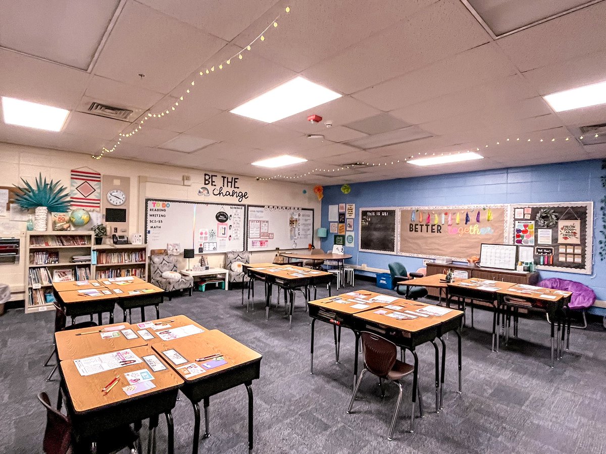 MissDucey's tweet photo. My first tweet is dedicated to the commencement of my 5th year of teaching in #district54! Room 104 is ready for an amazing year full of learning, growth and FUN! See you tomorrow 4th graders ๐คฉ#weare54 #weareFV54 #remarkablyyou https://t.co/SO9Yv1E8Xq